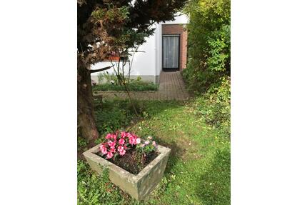 Komplett möblierte Wohnung, sehr ruhige Lage, 300 Euro Miete - Hattingen Niederbonsfeld