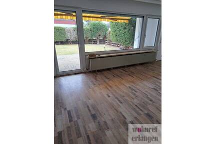 Schöner Neu renovierter Bungalow in erlangen Bruck