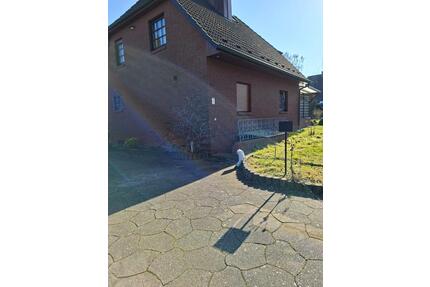 Großes Einfamilienhaus mit Garten zu verkaufen - Bargteheide