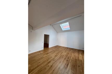 Hochwertig sanierte 2-Zimmer-Wohnung im Zentrum Zülpichs