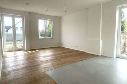 Wohnung zum Kaufen in Petershagen 310.000,00 € 70.54 m²