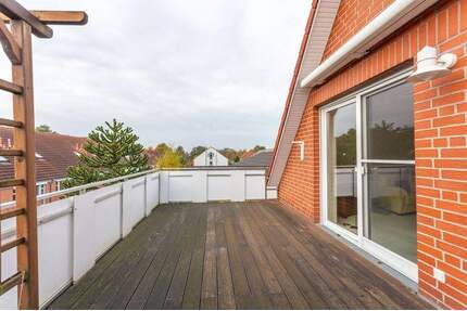 Dachgeschosswohnung mit herrlichem Balkon in attraktiver Wohnlage von Stuhr-Moordeich!