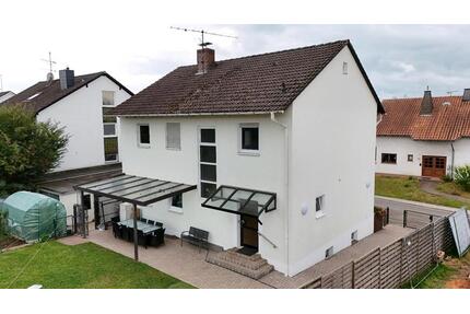 Ein- Zweifamilienhaus in Miesau mit schönem Garten - Bruchmühlbach-Miesau