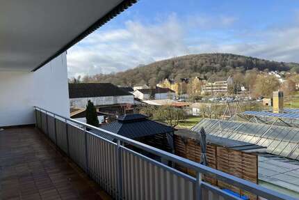 Wohnung zum Mieten in Bad Salzschlirf 660,00 € 117 m²