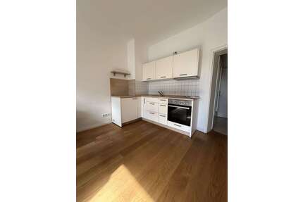 Wohnung zum Mieten in Zwickau 275,00 € 43 m²