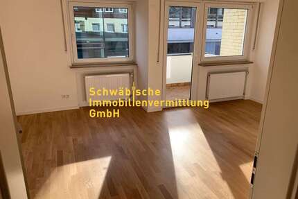 Wohnung zum Mieten in Stuttgart 870,00 € 32 m²