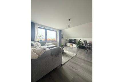 Helle 3-Zimmer-Dachgeschosswohnung in Delmenhorst Lübecker Weg