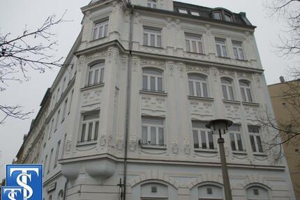 große 3 Zimmer Wohnung schöner Altbau DG - Plauen