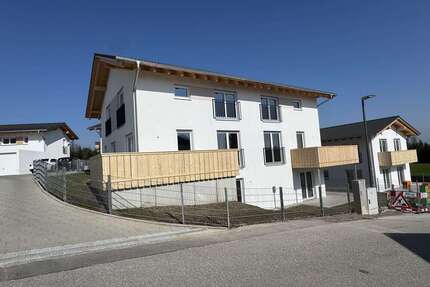 Haus zum Mieten in Schechen 2.400,00 € 172 m²