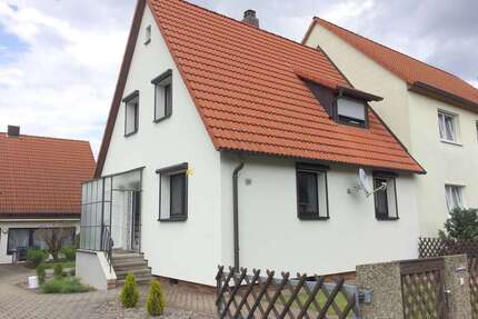 Haus zum Kaufen in Nürnberg 349.000,00 € 75 m²