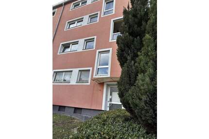 Vollständig renovierte 2-Zimmer-Wohnung in Hof - ruhig & sofort verfügbar