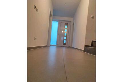Doppelhaushälfte zu vermieten - 1.400,00&nbsp;EUR Kaltmiete, ca.&nbsp; 154,00&nbsp;m&sup2; in Bergen (PLZ: 29303)