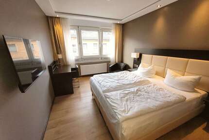 Wohnung zum Kaufen in Karlsruhe 110.000,00 € 17.83 m²