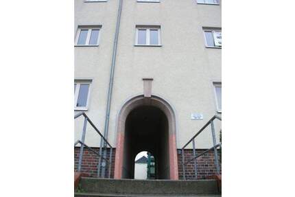 Humboldthöhe - hier ist es schön ! Wanne und Laminat **** - Chemnitz Sonnenberg