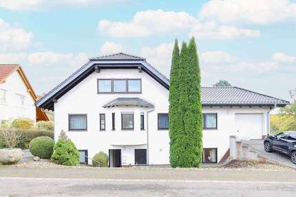 Haus zum Kaufen in Biebertal 549.000,00 € 251.18 m²