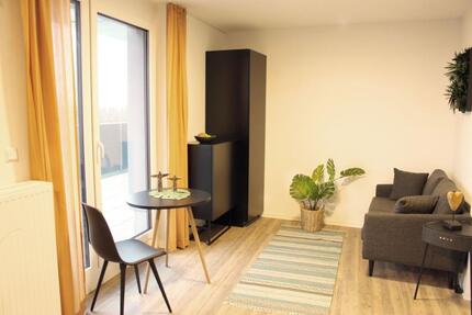 Sonderaktion - reduzierter Mietpreis: möblierte Wohnung - Typ Penthouse XL mit Dachterrasse - Berlin Neukölln