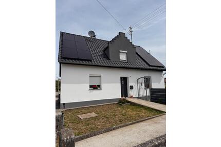 Einfamilienhaus mit PV-Anlage - 389.000,00&nbsp;EUR Kaufpreis, ca.&nbsp; 140,00&nbsp;m&sup2; in Kammeltal (PLZ: 89358)