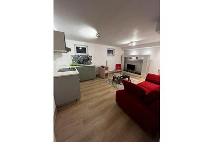 Möblierte 2-Zimmer-Souterrainwohnung - Rüsselsheim am Main