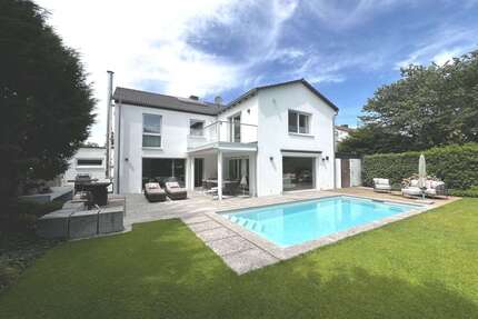 Haus zum Kaufen in Karlsruhe 1.920.000,00 € 269.37 m²