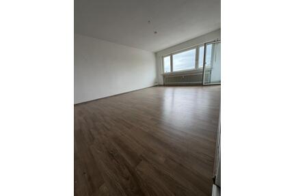 Großzügige 3-Zimmer-Wohnung mit Balkon in Fröndenberg - Fröndenberg (Ruhr)