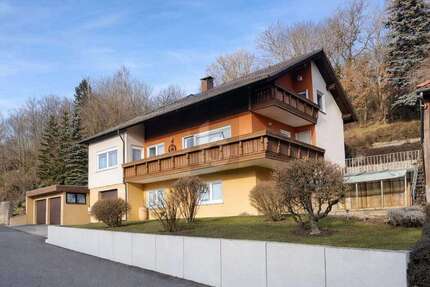 Haus zum Kaufen in Sulz am Neckar 450.000,00 € 249 m²