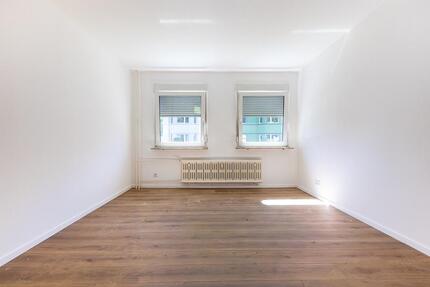 ERSTBEZUG NACH SANIERUNG. Gehobene 2-Zi. Wohnung mit neuer EBK - Bochum Bochum-Südwest