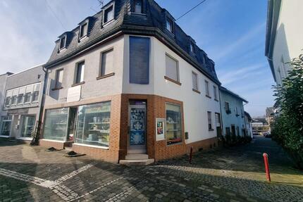 Mehrfamilienhaus 3 Parteien in Dierdorf