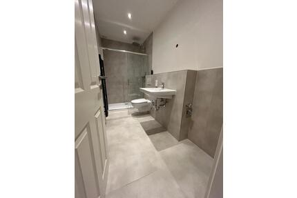 **Modern sanierte 2-Zimmer-Wohnung in zentraler Lage** - Wuppertal Arrenberg