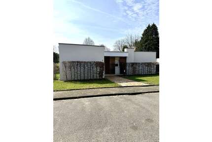 Haus zum Mieten in Mönchengladbach 2.000,00 € 178 m²