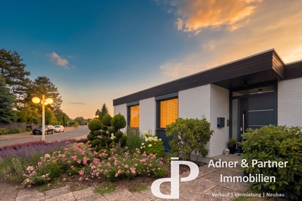 **KANZLERFELD: MODERNISIERTER SCHMIED-BUNGALOW MIT EXKLUSIVEM APARTMENT** - Braunschweig