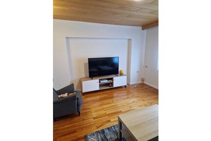 Renovierte Gemütliche 2-Zimmer-Wohnung in Saarbrücken(Halberg)