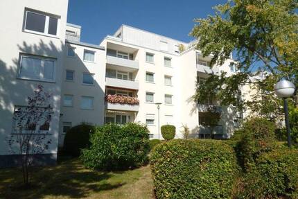 Gemütliche Dachgeschosswohnung mit einzigartigem Fernblick!! - Friedrichsdorf Seulberg