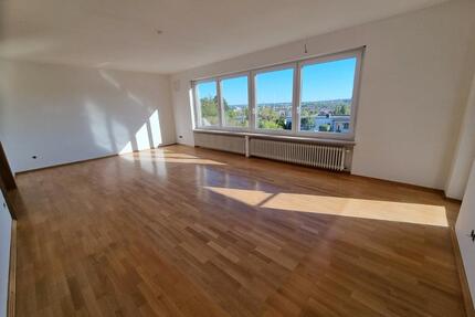 Traumhafte 5 – Zi. -Whg Sallerner Berg mit Domblick und Garten - Regensburg Gallingkofen