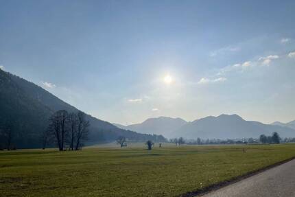 Wohnen wo andere Urlaub machen - DHH auf 560 m² großem Grundstück - SanierungErweiterung - Ellmösl - Rottach-Egern