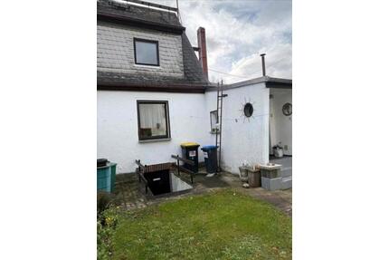 Doppelhaushälfte 09236 Diethensdorf Lage und doch Zentral - Claußnitz