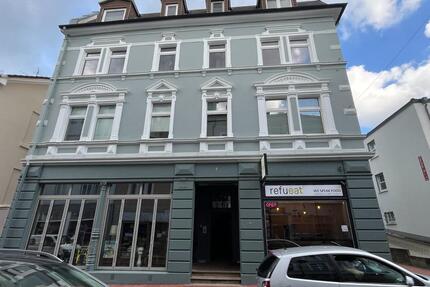 Altbaucharme im Stuckgebäude - 500,00&nbsp;EUR Kaltmiete, ca.&nbsp; 78,00&nbsp;m&sup2; in Lüdenscheid (PLZ: 58511) Staberg