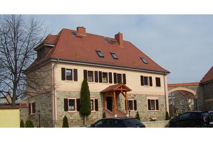 2-Raum Whg. auf einem ehem. Gutshof mit Stellplatz - Bad Lauchstädt