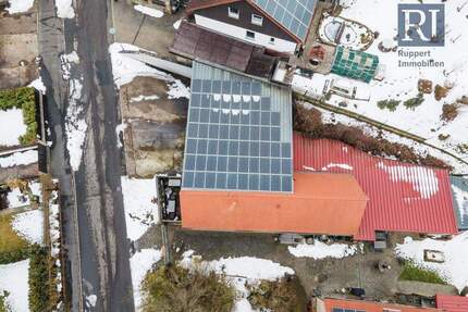 Gewerbeobjekt mit vielseitiger Nutzung und großem Grundstück - Obernbreit