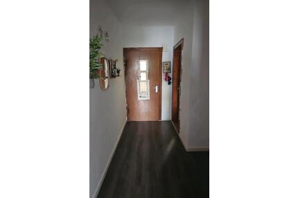 Haus zu vermieten 1 Etage - 950,00&nbsp;EUR Kaltmiete, ca.&nbsp; 74,00&nbsp;m&sup2; in Hannover (PLZ: 30419) Herrenhausen-Stöcken