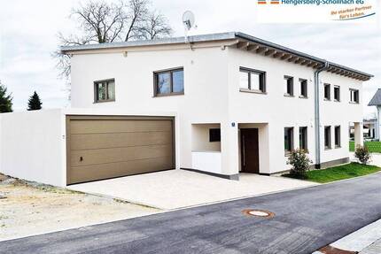 Neubau Doppelhaushälfte mit TerrasseGarten, Doppelgarage - zentrales, nachhaltiges Wohnen in Hengersberg - PROVISIONSFREI!! 1 von 2 bereits verkauft! - Hengersberg b Deggendorf