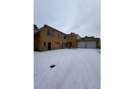 Gewerbehaus mit ehemaliger Kfz-Werkstatt - Chemnitz Sonnenberg