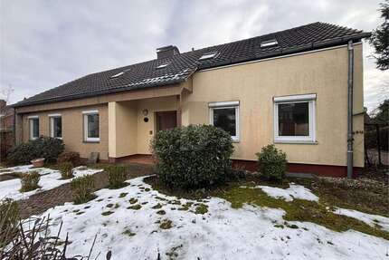 Haus zum Kaufen in Uslar 199.000,00 € 225 m²