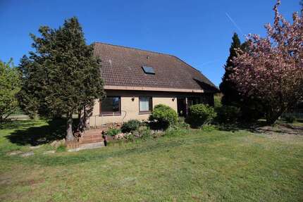 Wohnung zum Kaufen in Mühlenbecker Land 489.000,00 € 180 m²