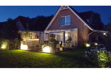 Haus am See - 569.000,00&nbsp;EUR Kaufpreis, ca.&nbsp; 137,00&nbsp;m&sup2; in Borken (PLZ: 46325)