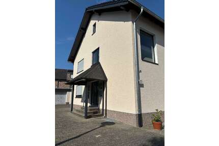 Wohnung zum Mieten in Rheinbach-Wormersdorf 975,00 € 96 m²