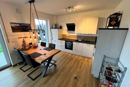 2 Zimmer Wohnung mit Garten und Stellplatz - Neutraubling