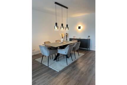 Moderne helle Wohnung mit zwei Balkonen im Neubau - Büchen