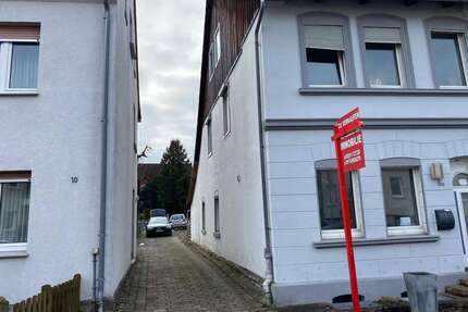 Haus zum Kaufen in Steinheim 125.000,00 € 91 m²