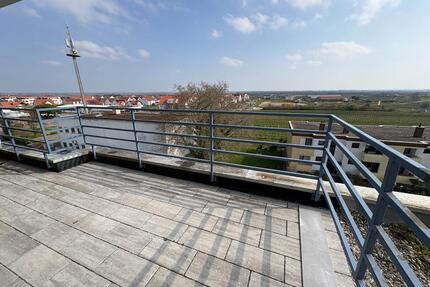 Neue Exklusives Penthouse mit großer Dachterrasse & Weinbergblick - Bad Dürkheim