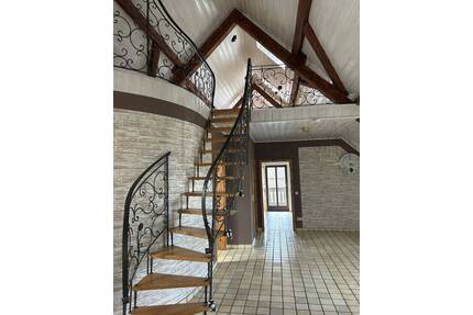 Charmante Eigentumswohnung mit 4-Zimmer, Balkon und Garage im Herzen von Ochtendung